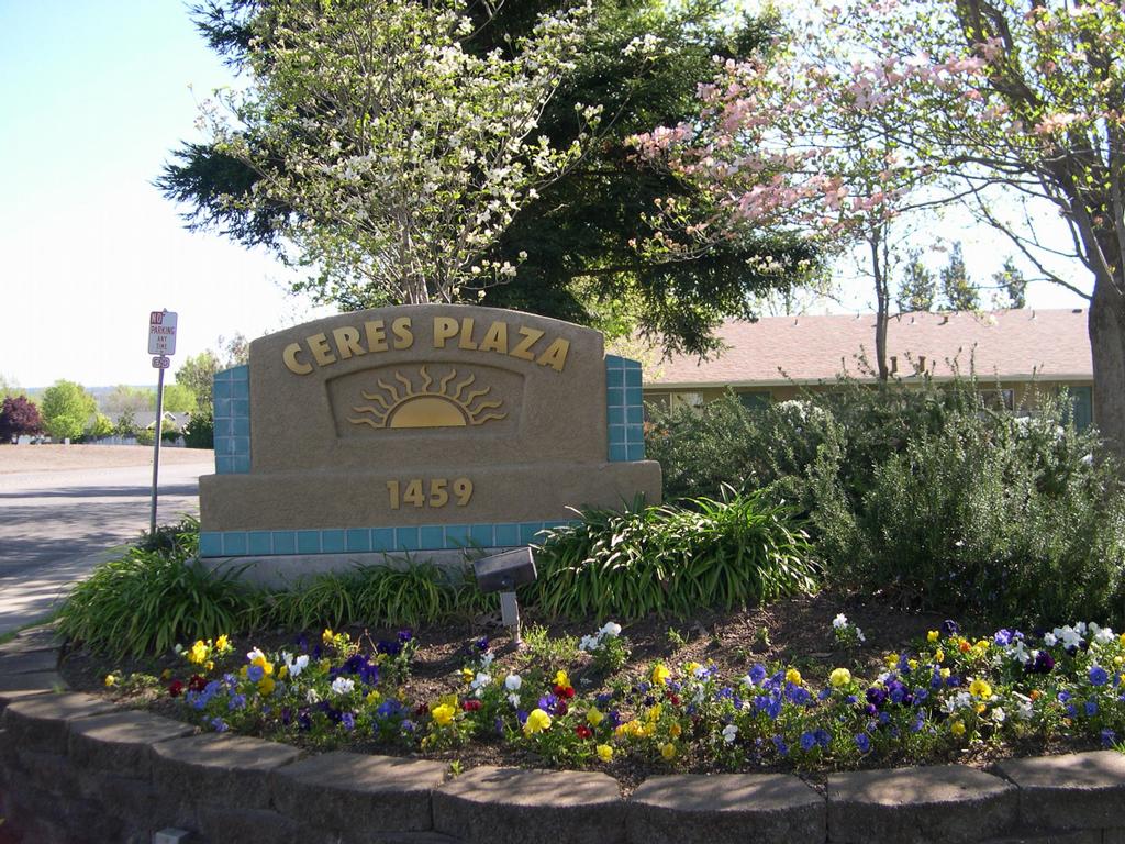 Pictures for Ceres Plaza Apartments in Chico, CA 95973 Apartments